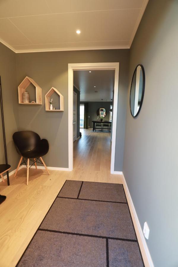 Modern Apartment With Seaview Hammarvika Bagian luar foto