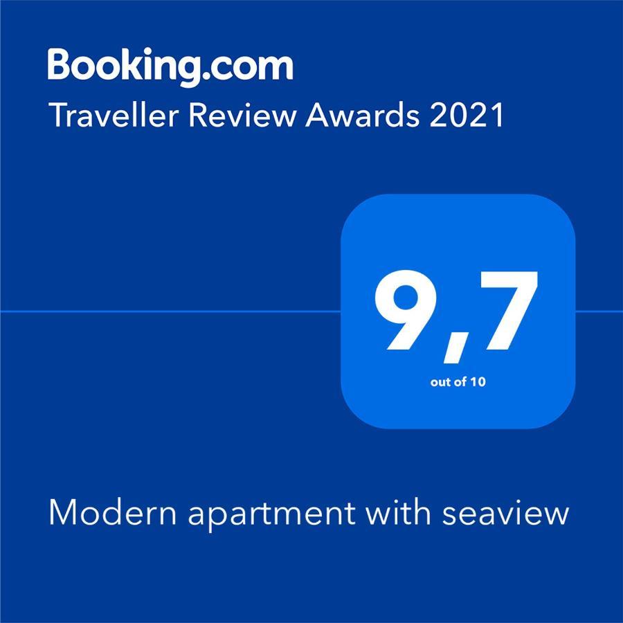 Modern Apartment With Seaview Hammarvika Bagian luar foto
