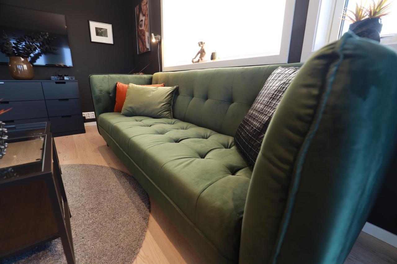 Modern Apartment With Seaview Hammarvika Bagian luar foto