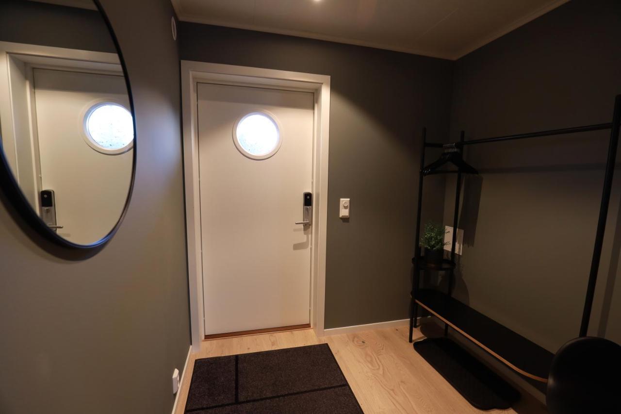 Modern Apartment With Seaview Hammarvika Bagian luar foto