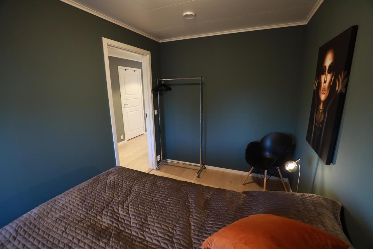 Modern Apartment With Seaview Hammarvika Bagian luar foto